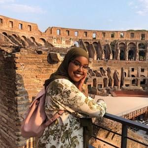 Meet your Posher, Mariam